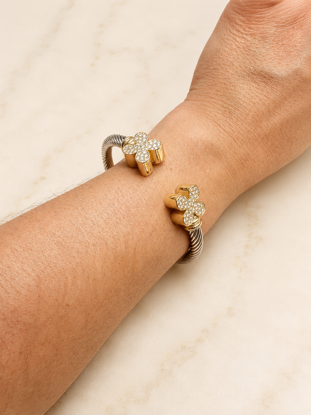Cloe Cuff
