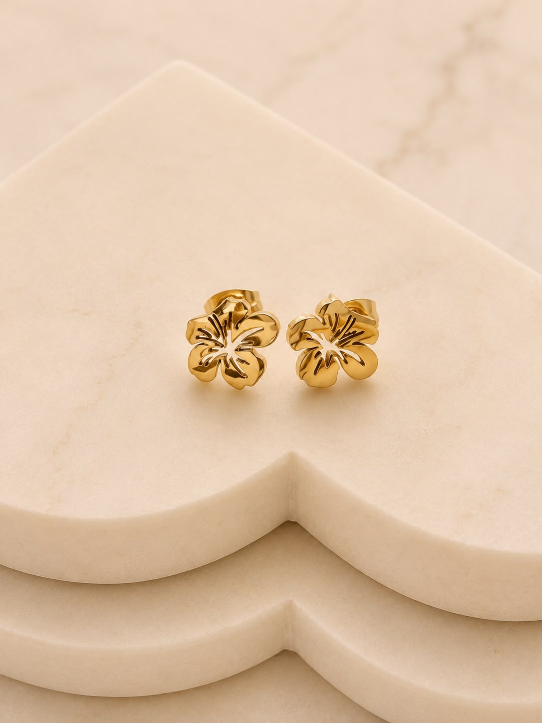 Maga Blossom Earring