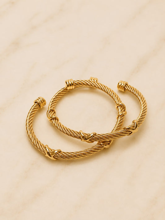 Dara Bangle